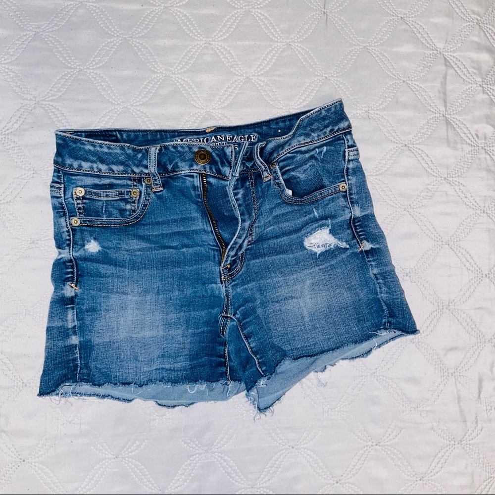American Eagle High Rise Denim Shorts - Picture 3 of 4
